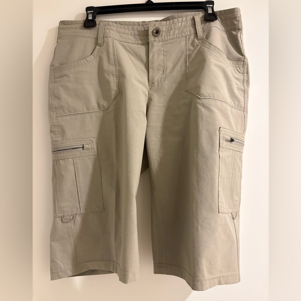 Kuhl hiking shorts size 10